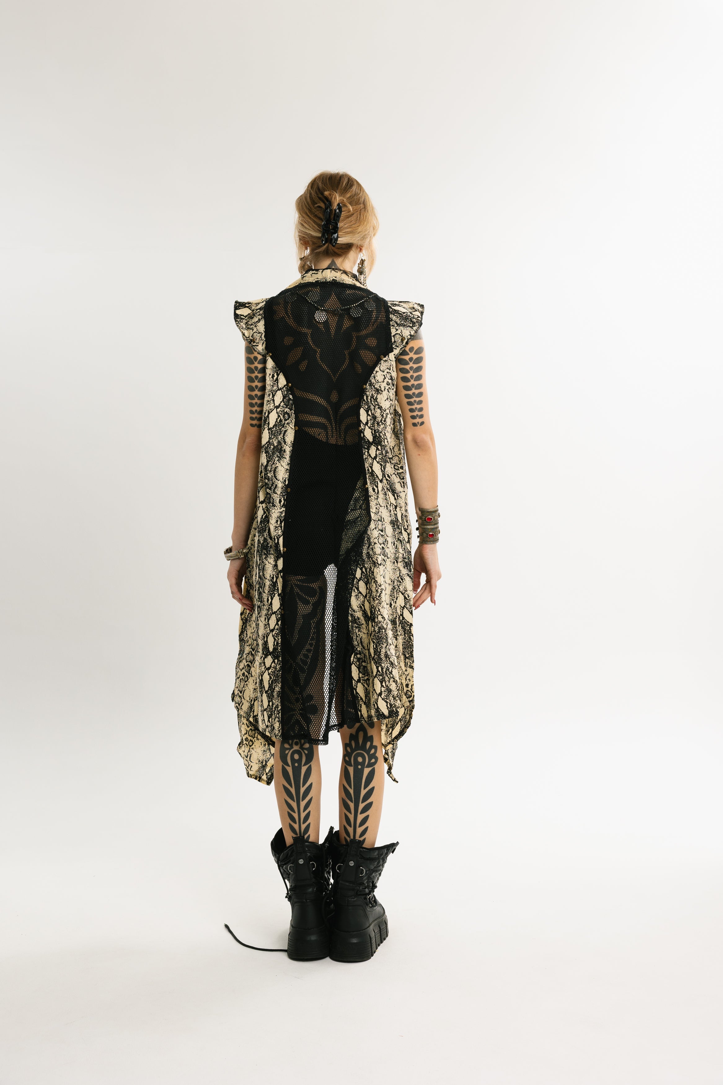 PYTHON ROBE | Python Pattern Cotton Kimono | Sand Beige and Black Python Pattern