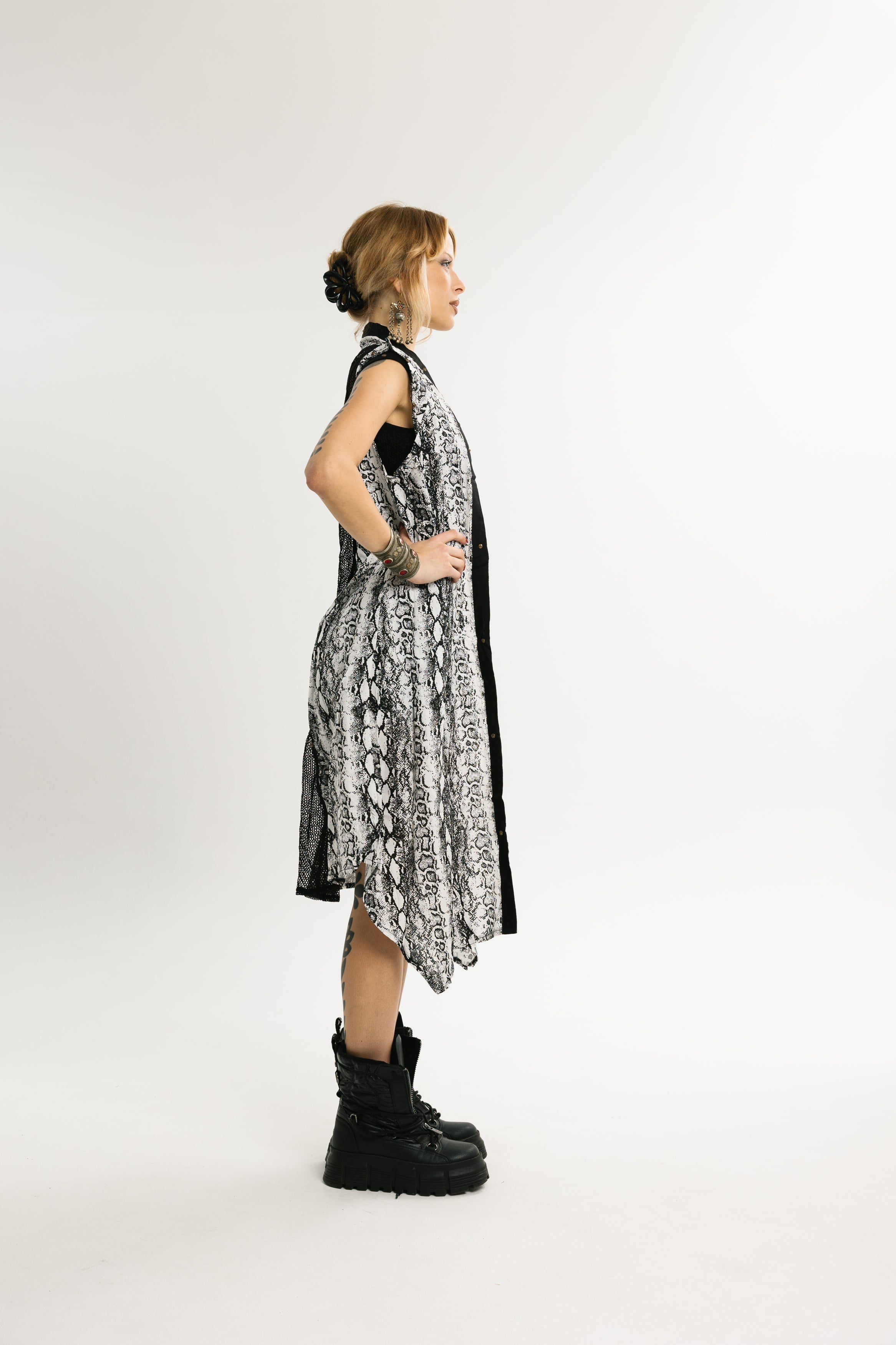 PYTHON ROBE | Python Pattern Cotton Kimono | White and Black Python Pattern